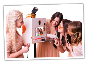 Fotobox mit lustigen Requisiten